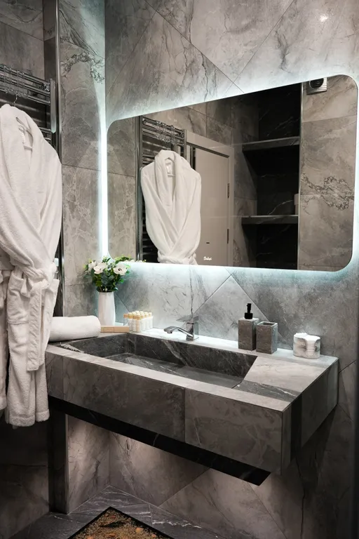 Студия Sea с балконом и боковым видом на море