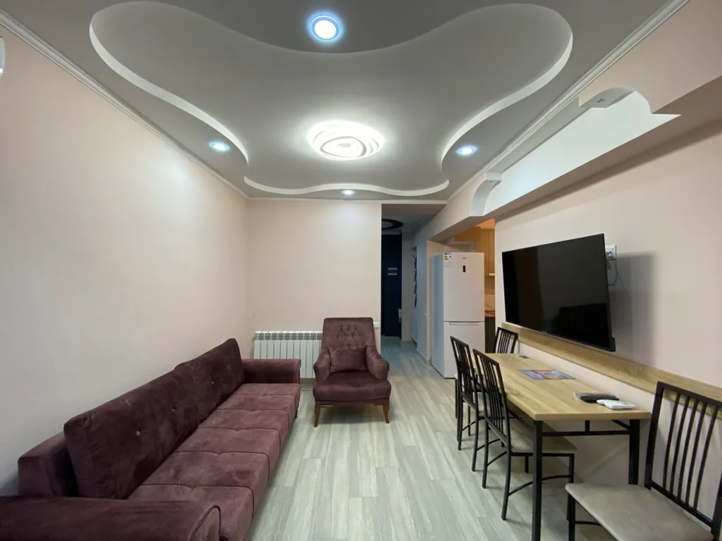 Уютная квартира с евроремонтом в центре города