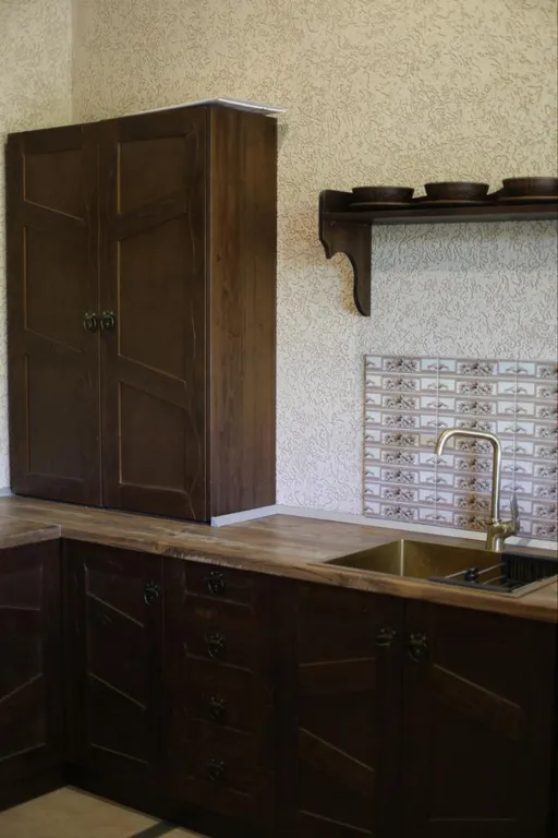 House number one - просторный дом для компании