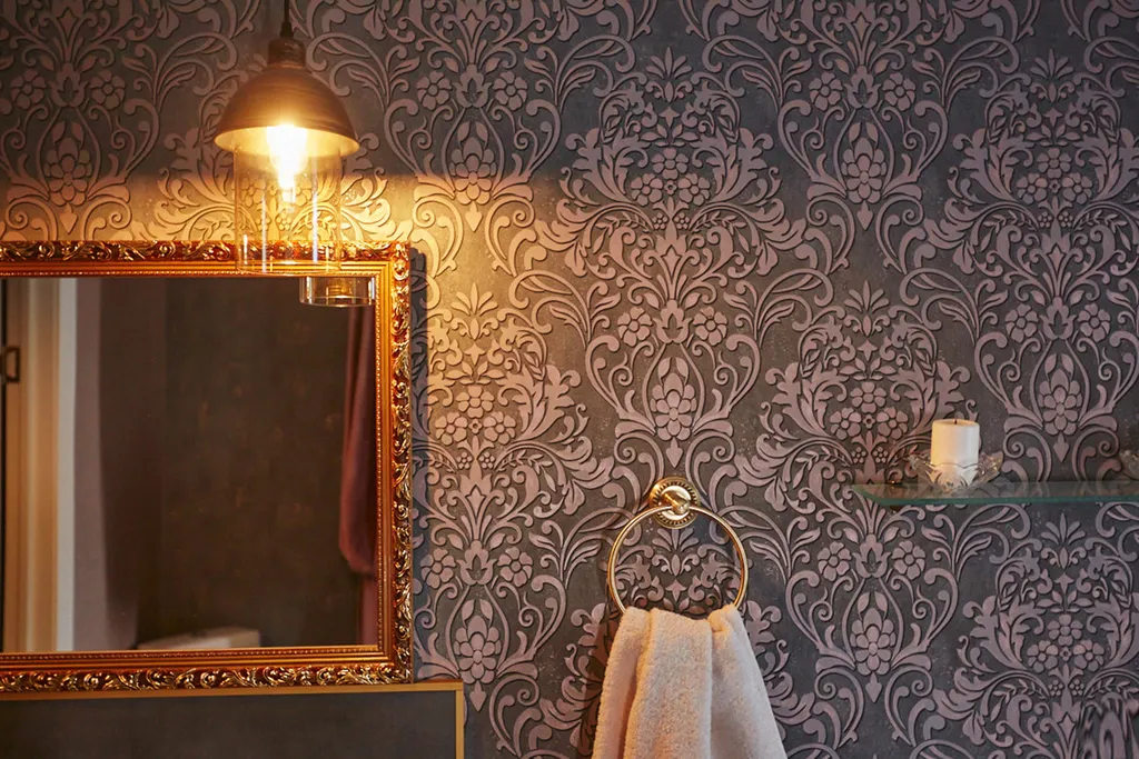 Уютный светлый дом в окружении природы