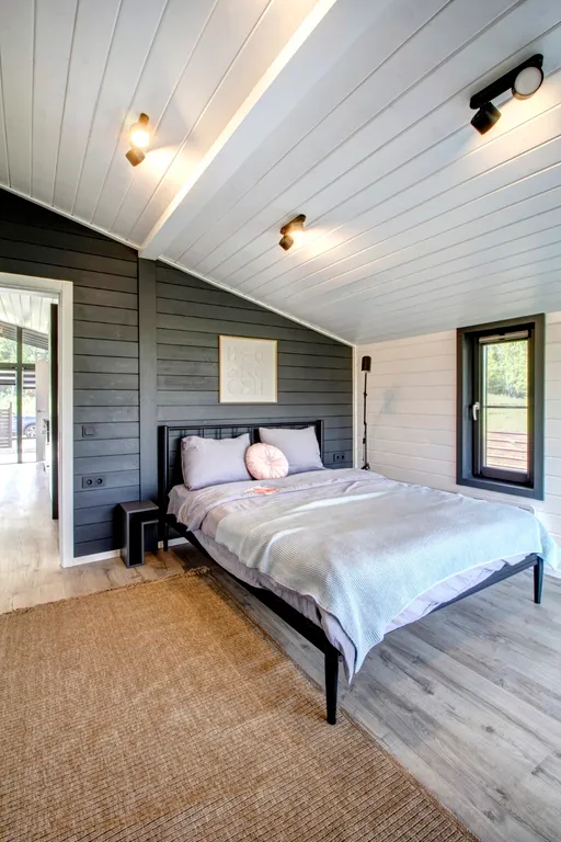 Дoм с видом на лec