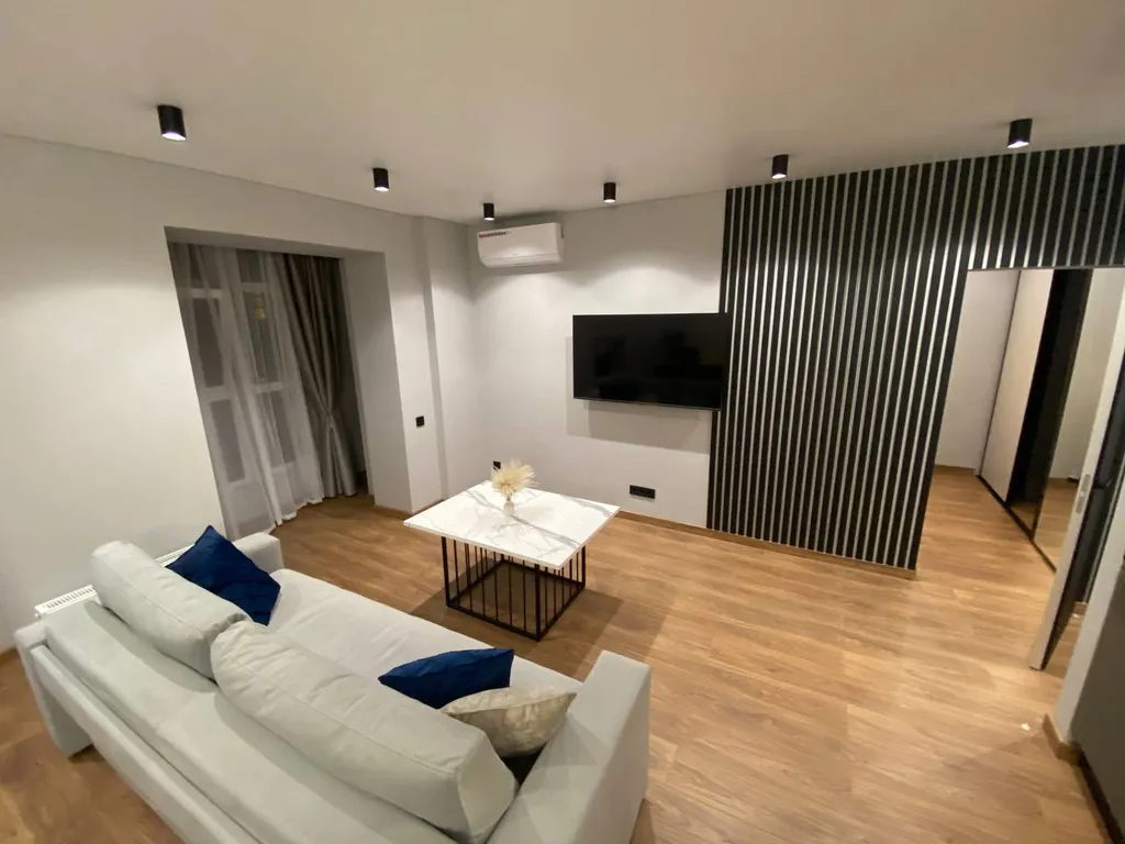 Дизайнерские апартаменты в самом центре