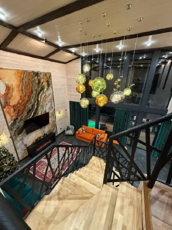 6-комнатный Дом