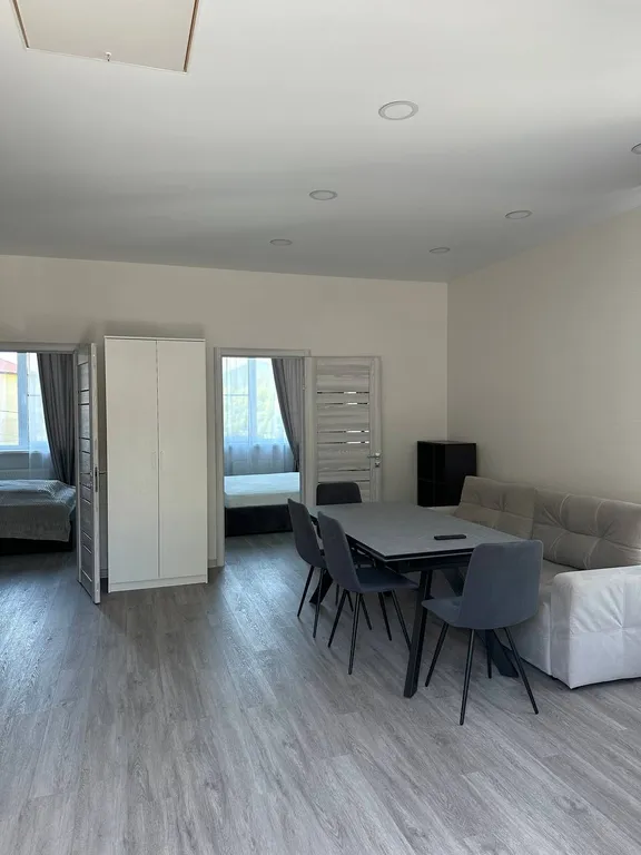 Дом с бассейном