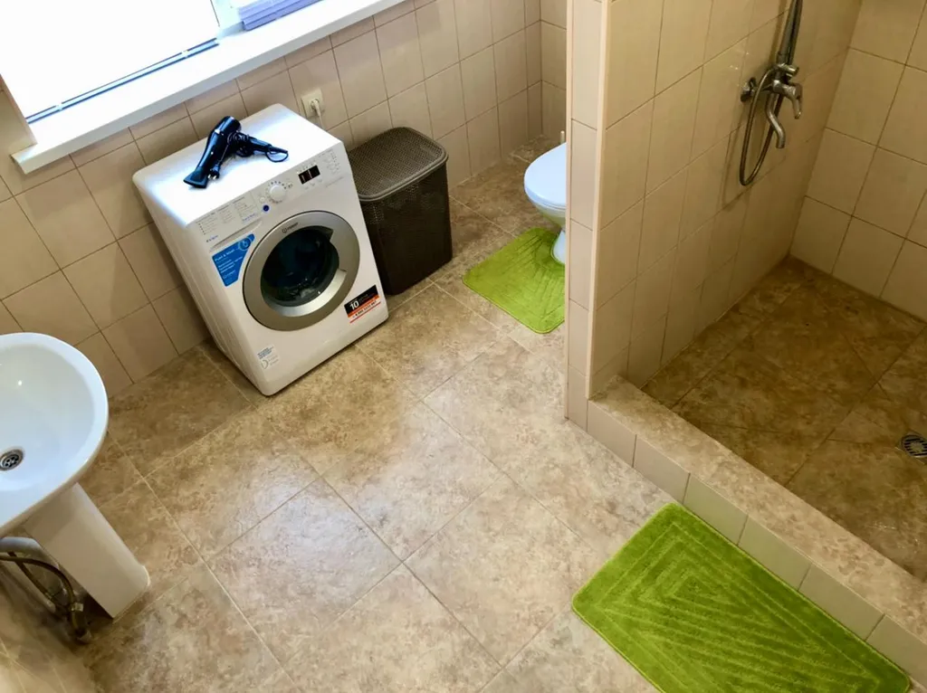 Дом с евроремонтом и шикарным видом на море и горы