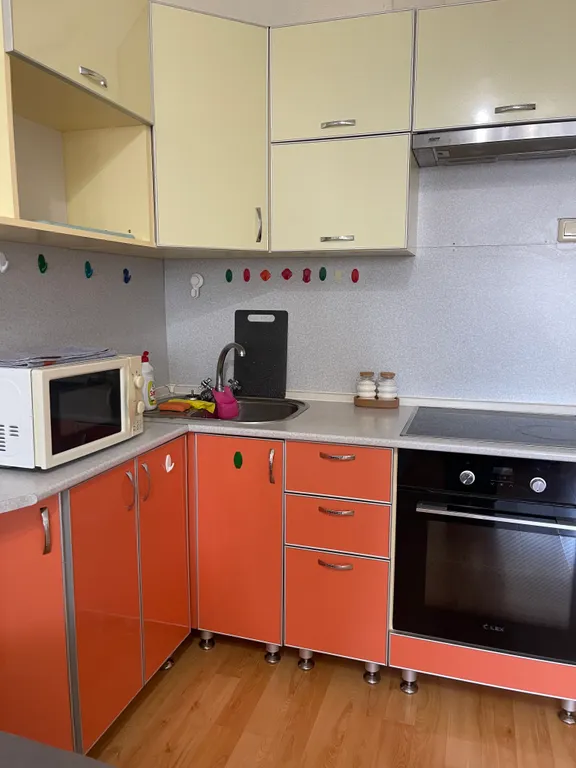 Уютная, чистая с дoмашней обстaновкой