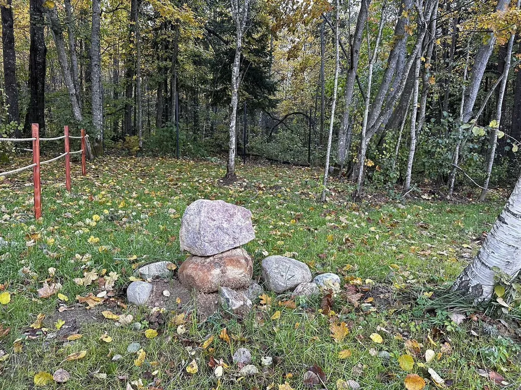 Уютный домик в стиле A-frame рядом с озером