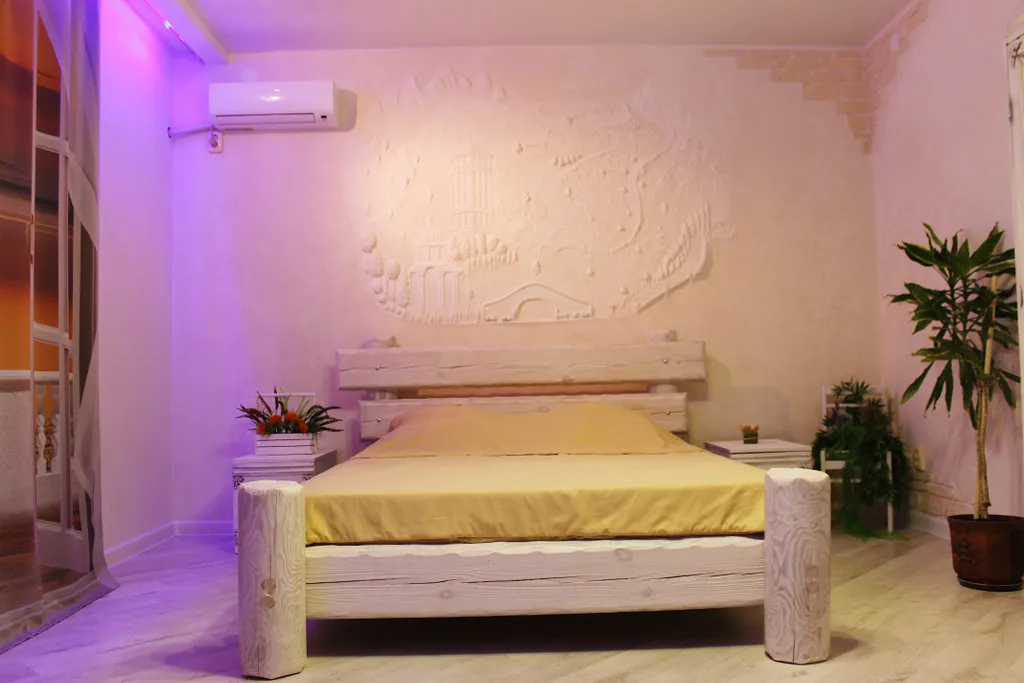 Коттеджу моря: костровая чаша камин детская территория бассейн баттут.