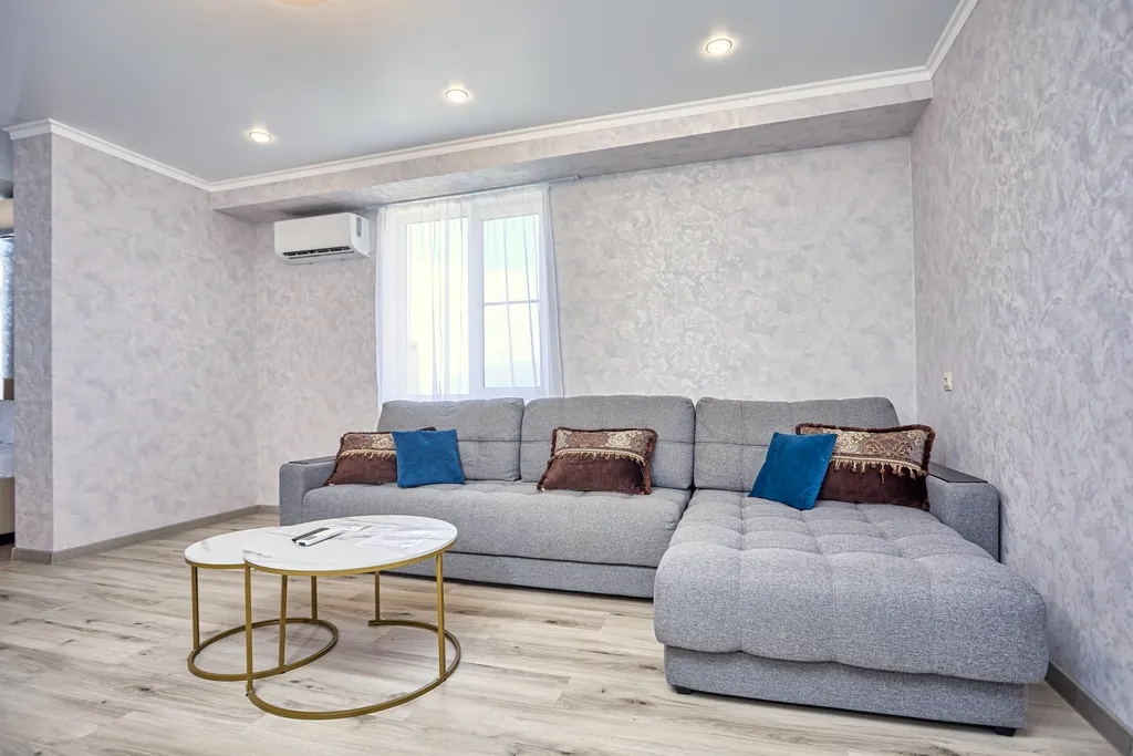 Уютная квартира в центре города с видом на море