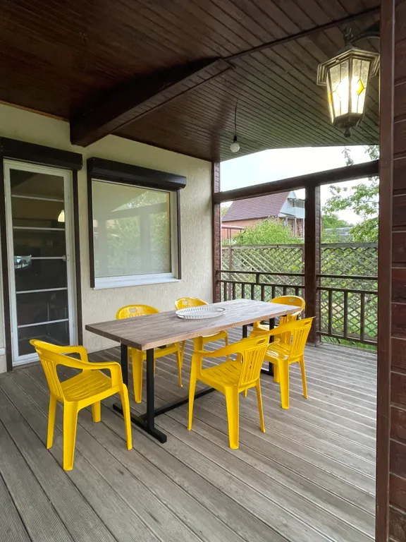 Дом возле Кипарисового озера