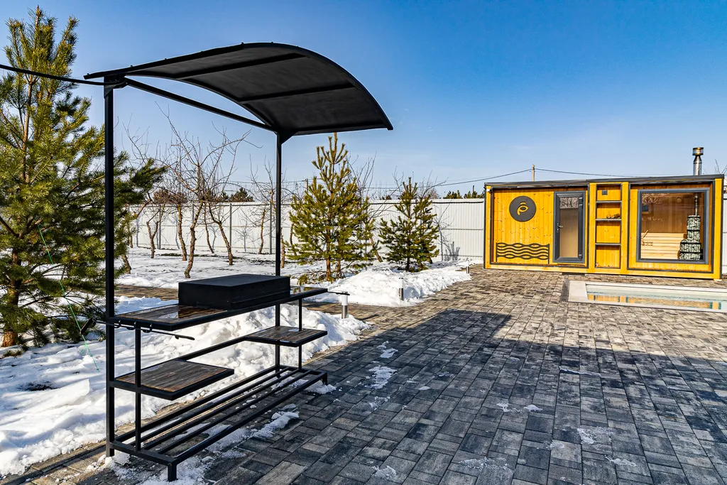 Уютный дом с баней и теплым бассейном