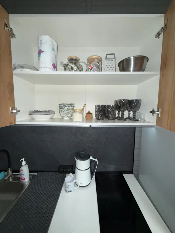 Квартира Уютная комната для четверых в деревянном таунхаусе у озера — Мезмай