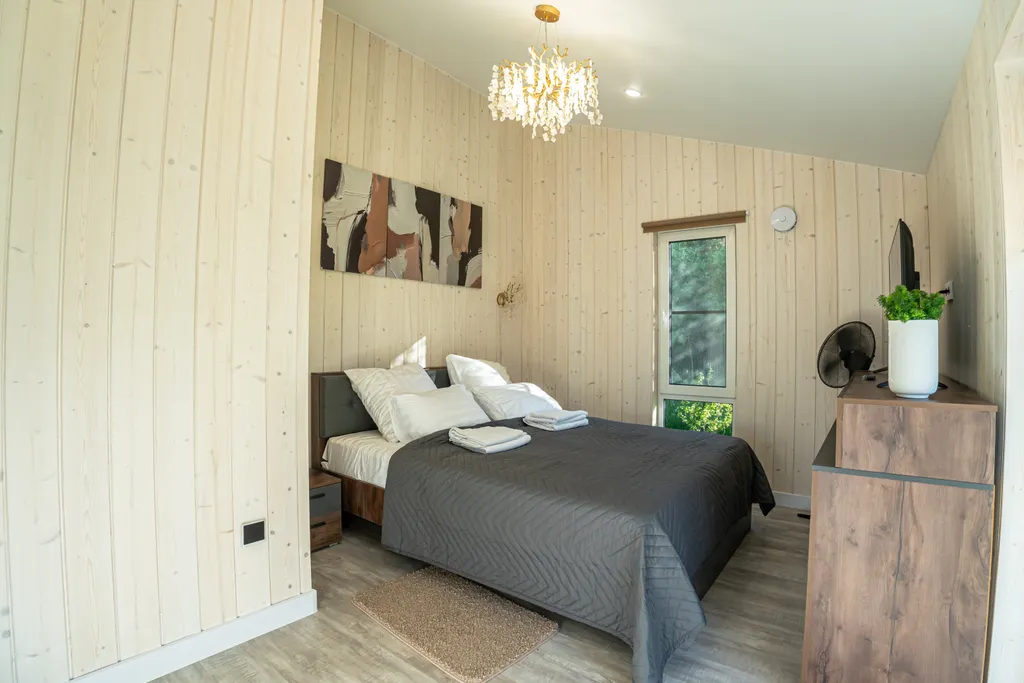 Новый Дом с видом на лес