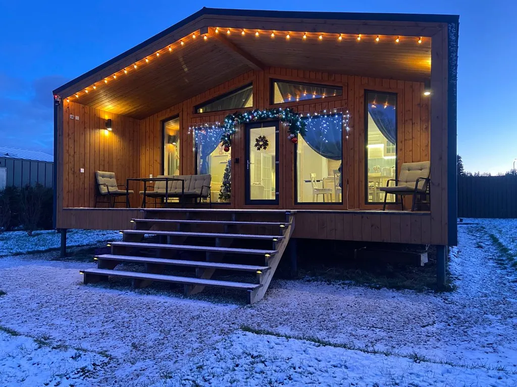 Домик Сказочный Лес с гриль-мангалом, костровой и большой сауной