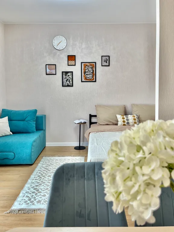 Квартира Бирюзовая студия — аренда посуточно в Пермь