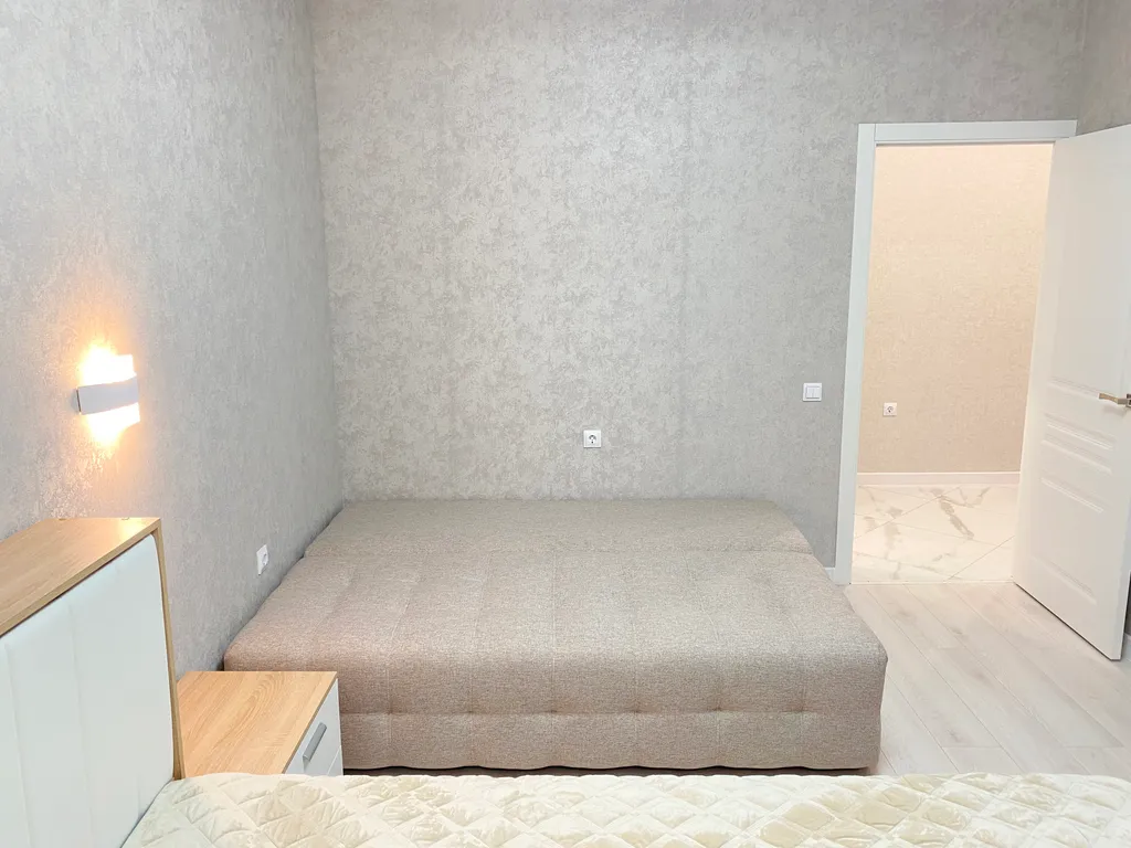 Новая стильная квартира напротив футбольного манежа