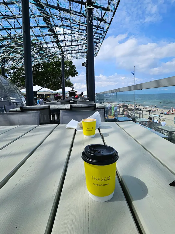 Домик у моря с зоной барбекю