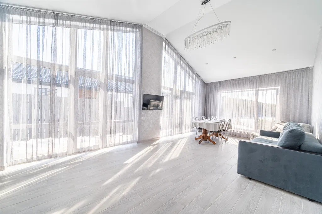 Дом у озера