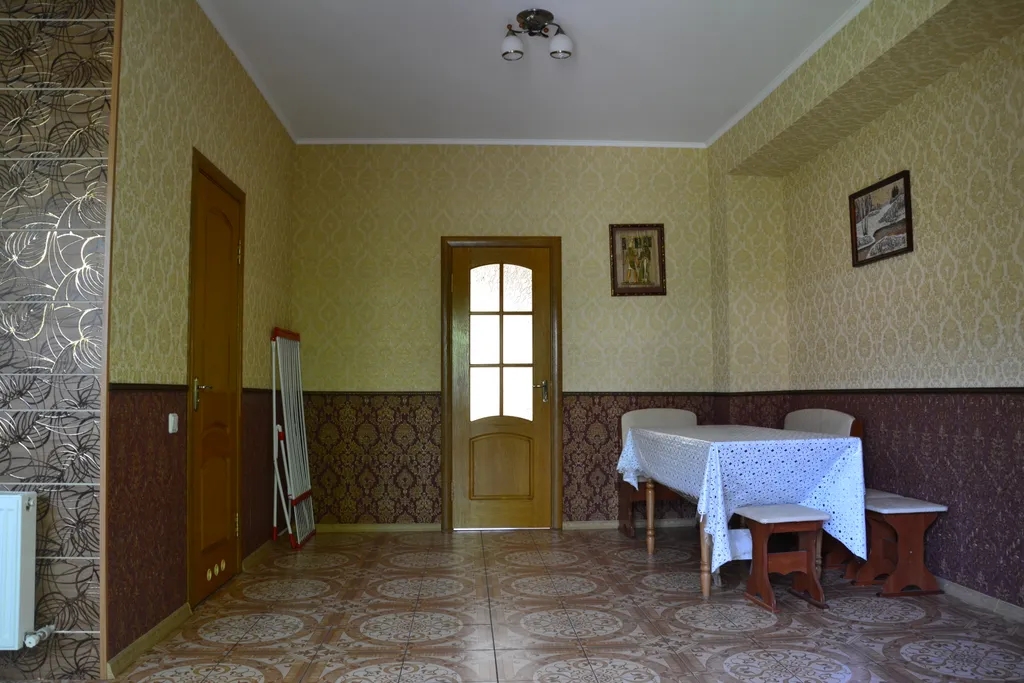 4-комнатный Дом