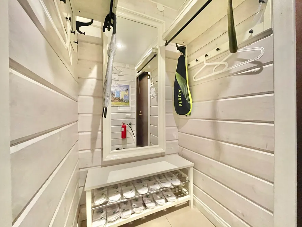 Коттедж с 6 спальнями, сауной и камином