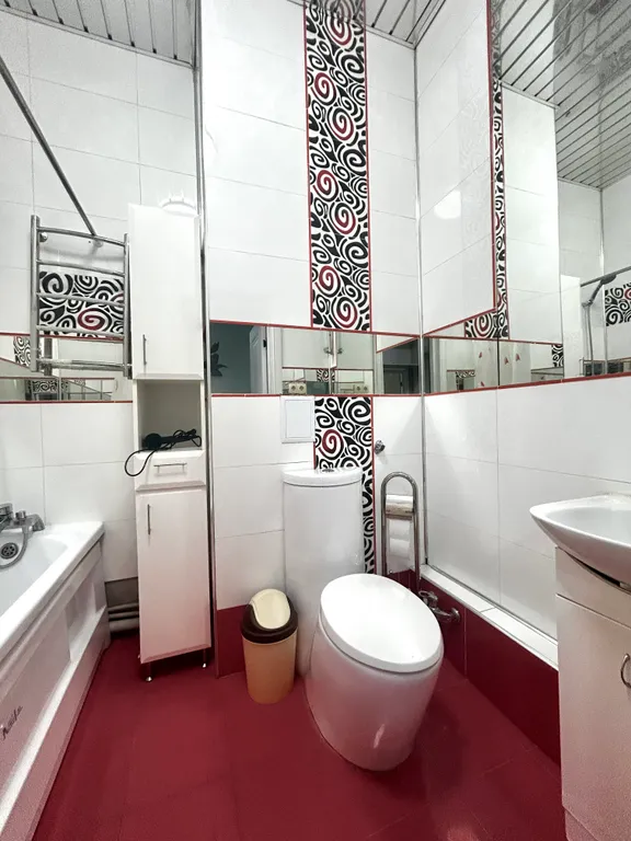 4-комнатная Квартира