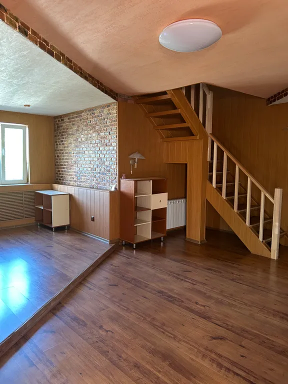 Просторный дом в центре города