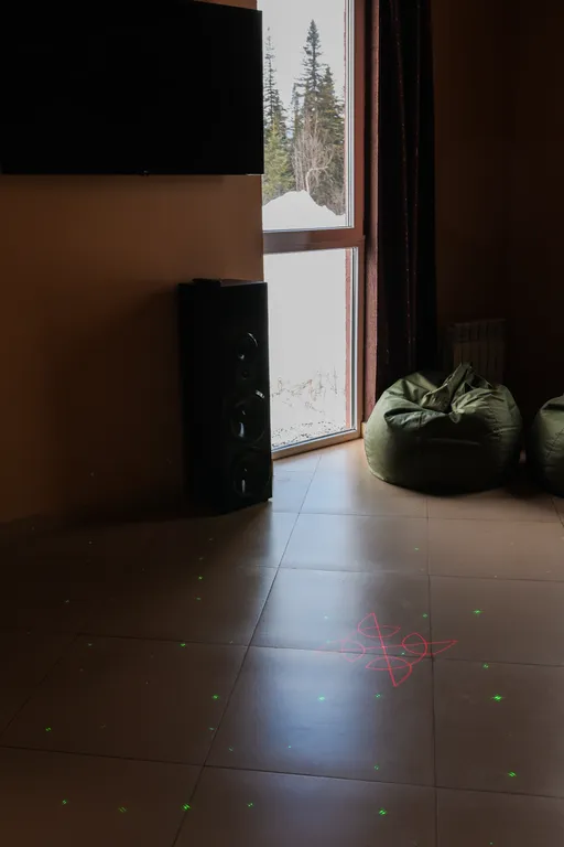 Коттедж в стиле Лофт недалеко от горы