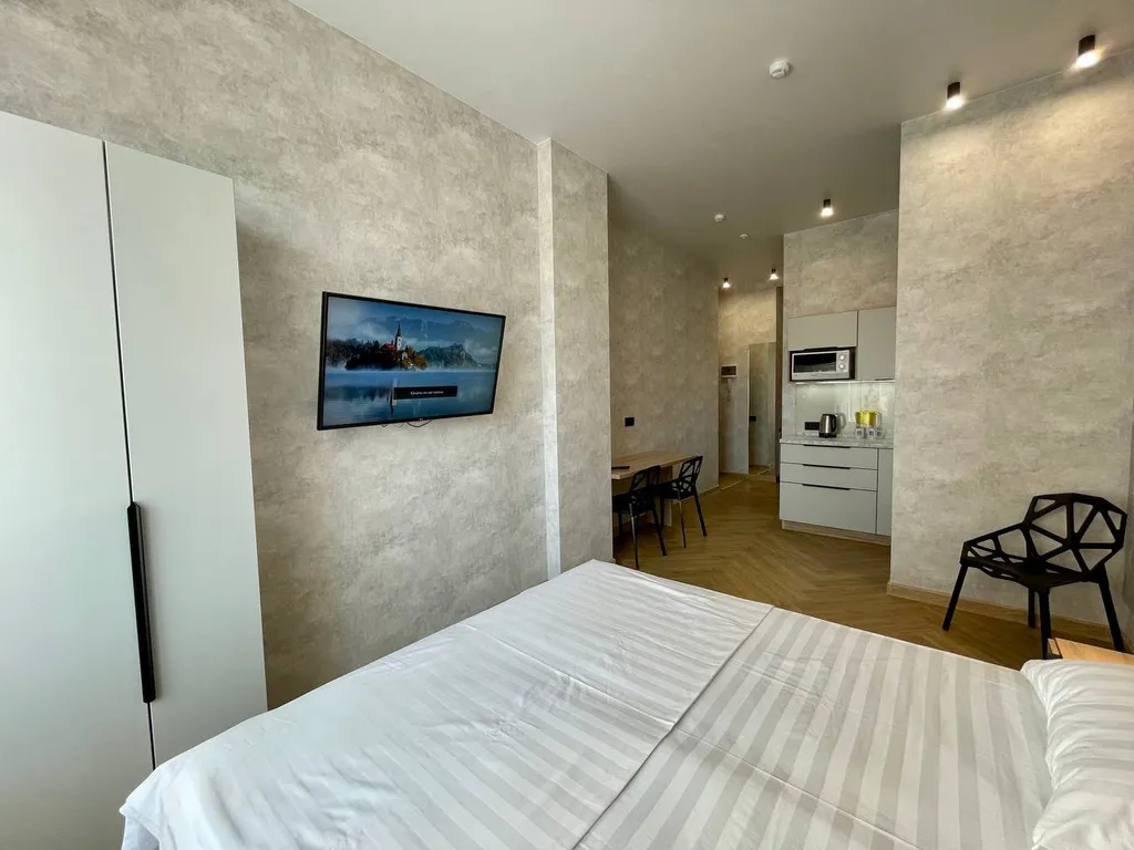 "В Гости!" на Запорожской 69  (1к студия с Джакузи)