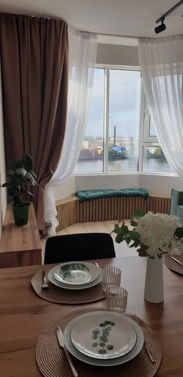 Квартира с видом на Неву