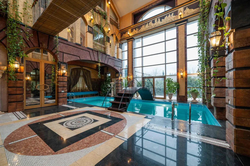 Атриум Николино