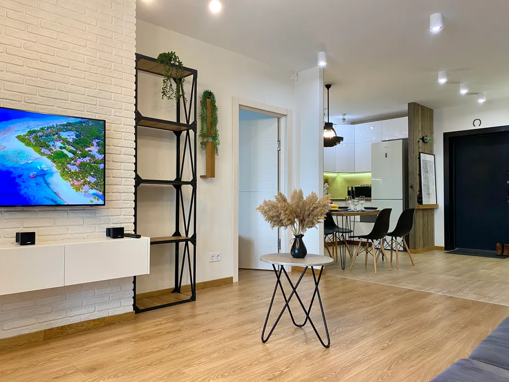 Трёхкомнатная семейная квартира с детской комнатой