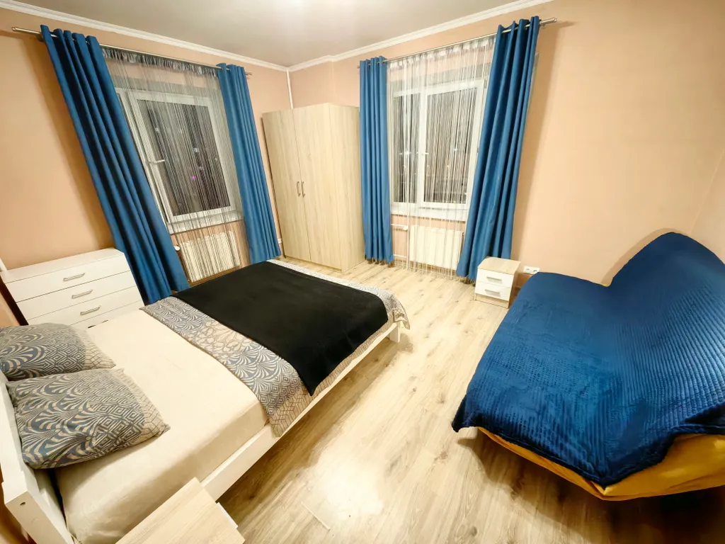 Двушка Красивые Глаза