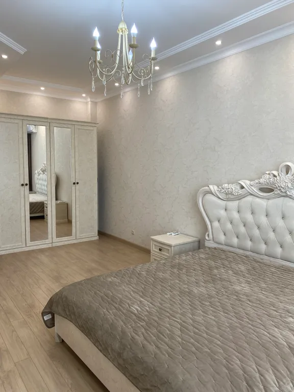 Уютная квартира в центре города с видом на горы