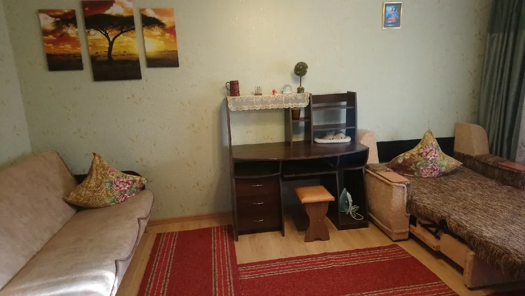 Квартира в центре поселка