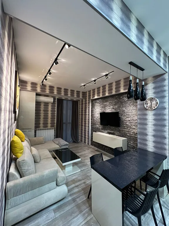 2-комнатная Квартира — аренда посуточно в Тбилиси