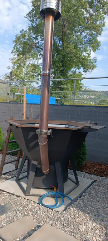 Уютный дом с теплым бассейном, дровяной баней и сибирским чаном