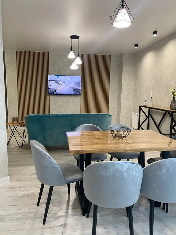 4-комнатная Квартира