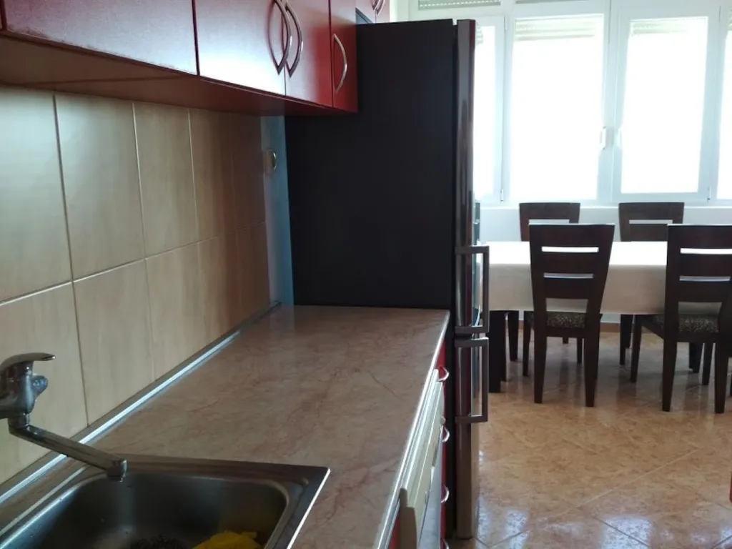 Вид на море и город