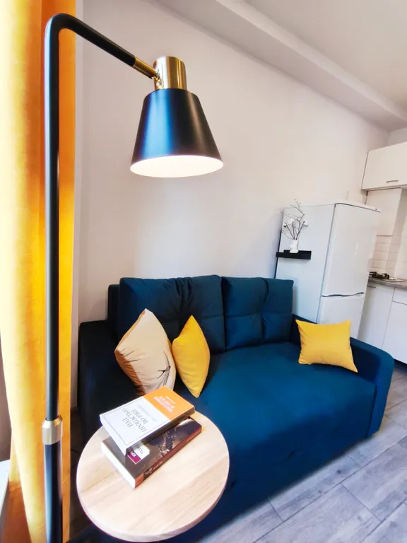 Современный апартамент-студия с видом на горы