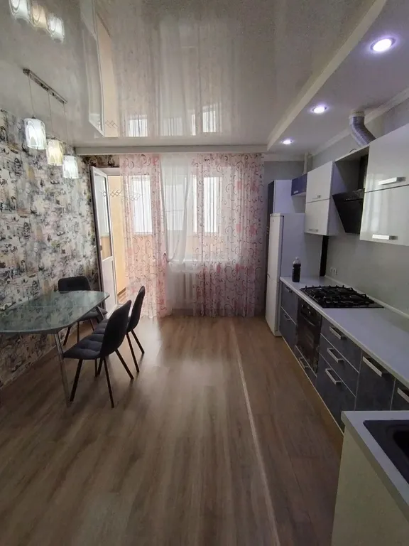 Квартира Отличная квартира у моря — Ейск