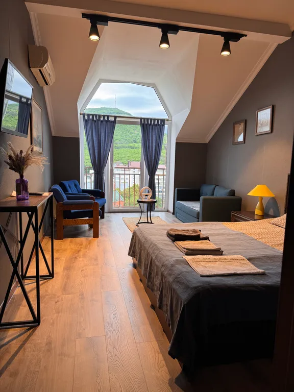 Шикарная квартира с потрясающим видом на гору Машук