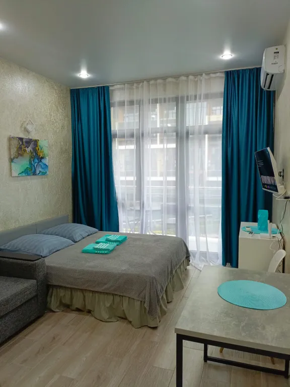 Стильная стyдия с бассейном в ЖК Бизнес класса