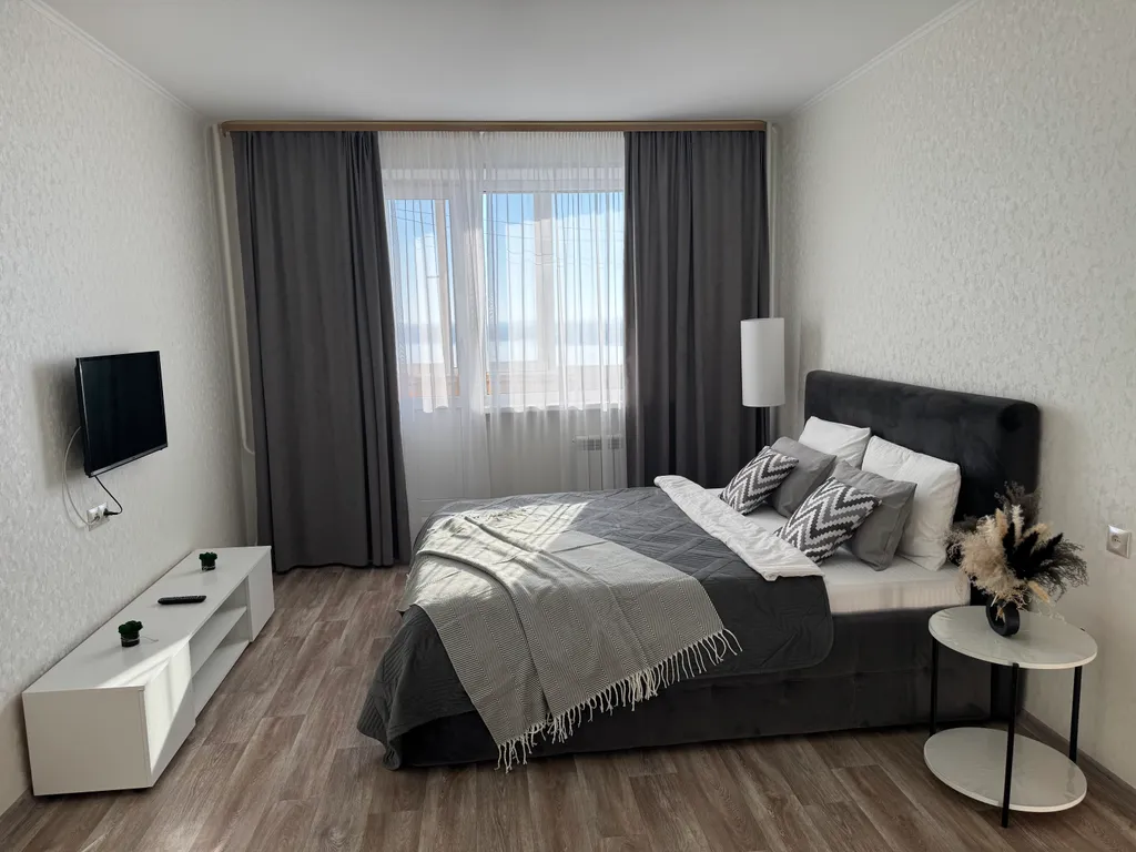 Апартаменты на 12 этаже с потрясающим видом на реку Обь