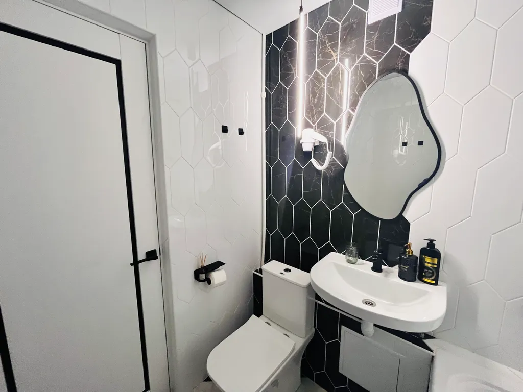 Современная студия в центре