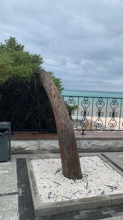 Квартира у моря  с большим балконом в ЖК Посейдон