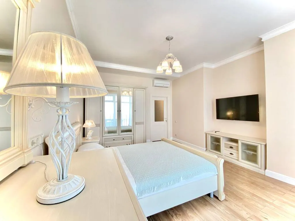 Квартира у моря с видом на море в г. Ялта, пгт. Гурзуф, ЖК Пушкинский