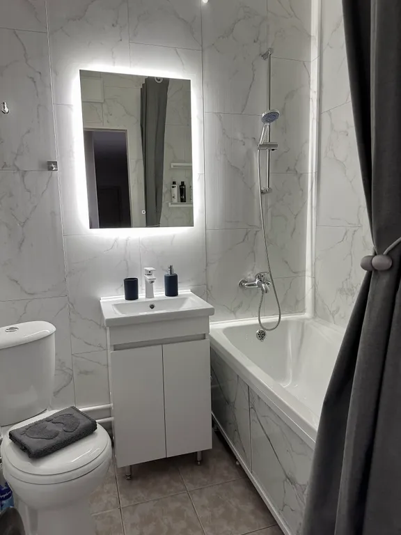 Квартира Однокомнатные Апартаменты с видом на лес — Кириши