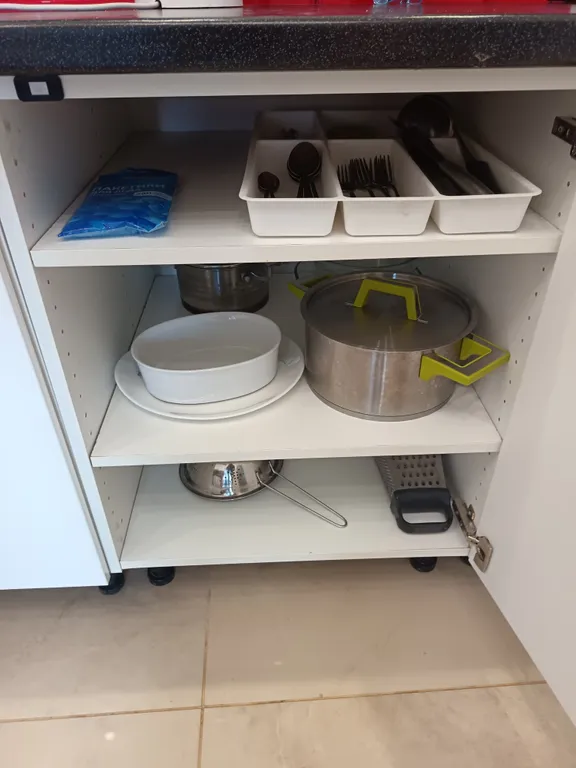 Часть жилого дома с отдельным собственным двориком