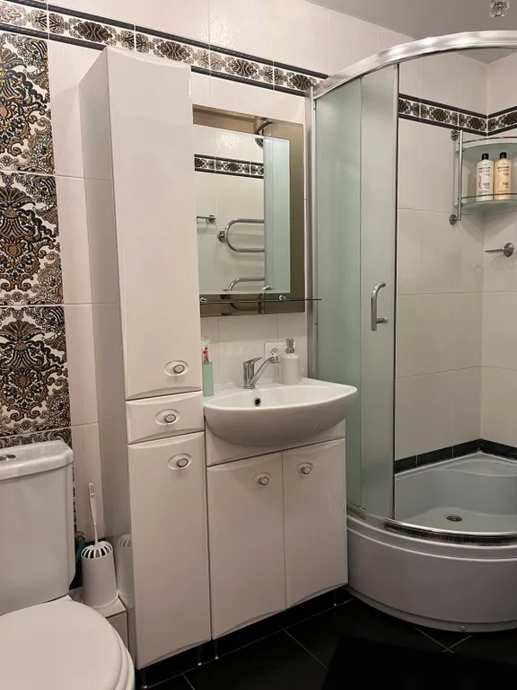 Уютная квартира с кондиционером, в шаговой доступности от центра