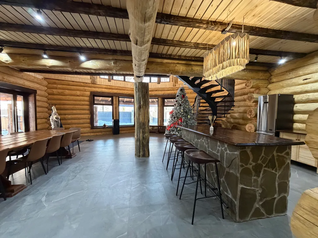 6-комнатный Дом